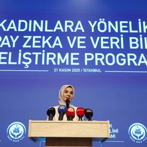 Bakanımız Göktaş, Kadınlara Yönelik Yapay Zeka ve Veri Bilimi Geliştirme Programı'nda konuştu - fotoğraf 4