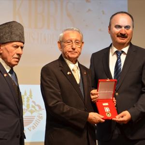 Edirne İlimizde İkamet Eden Kıbrıs Gazilerimize  “Milli Mücadele Madalyaları” Tevcih edildi - fotoğraf 29