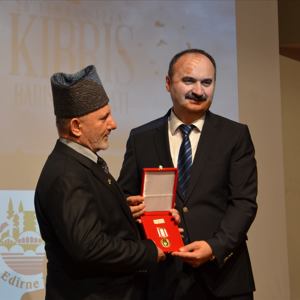 Edirne İlimizde İkamet Eden Kıbrıs Gazilerimize  “Milli Mücadele Madalyaları” Tevcih edildi - fotoğraf 32