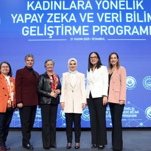 Bakanımız Göktaş, Kadınlara Yönelik Yapay Zeka ve Veri Bilimi Geliştirme Programı'nda konuştu - fotoğraf 7