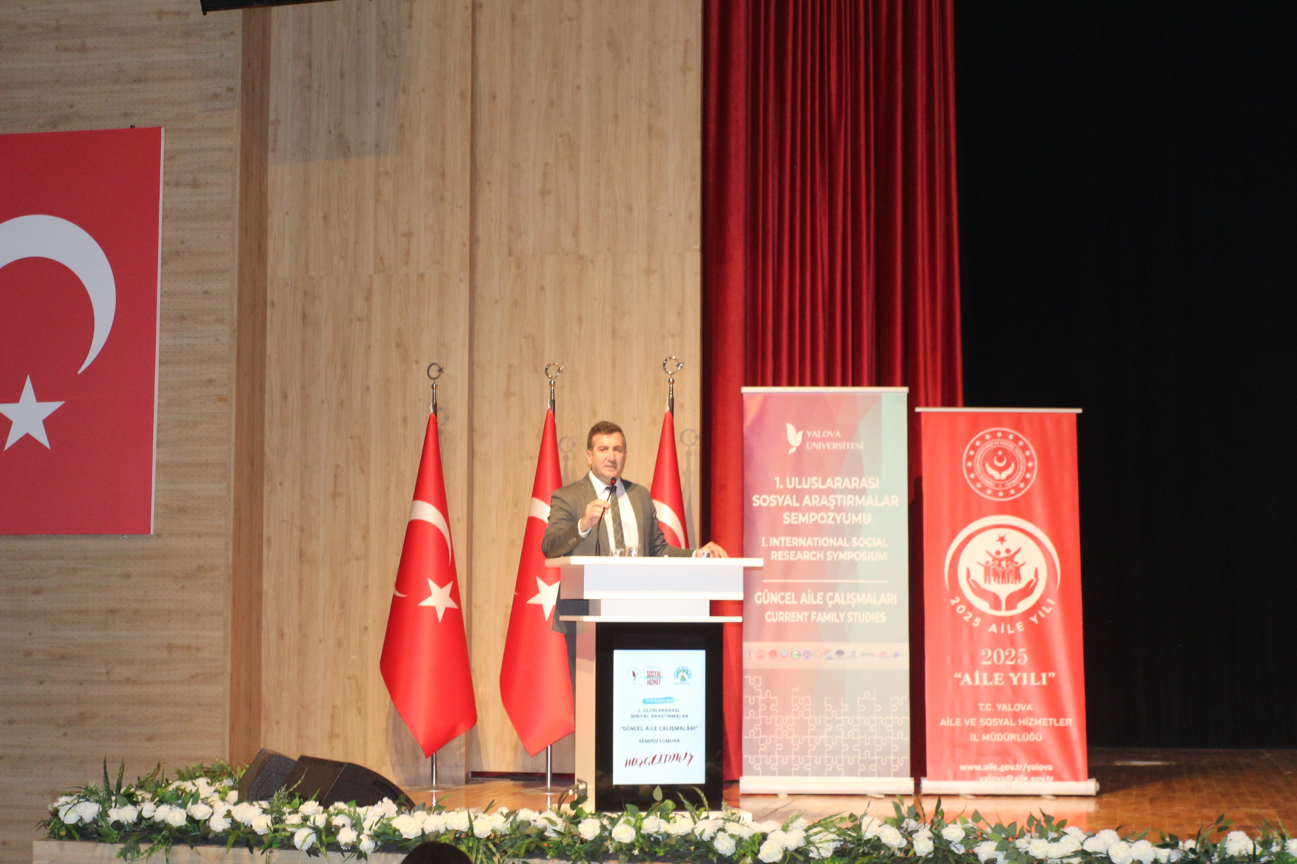 İl Müdürümüz Arif Laçin, 1. Uluslararası Araştırmalar Sempozyumu’nda Sunum Gerçekleştirdi