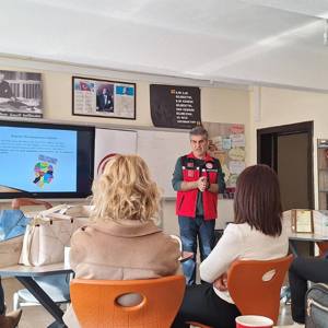 “Değerlerin Edinilmesinde Ailenin Rolü” Konulu Eğitim Programı Gerçekleştirildi - fotoğraf 3