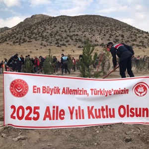 2025 Aile Yılı Kapsamında Nevşehir’de 11 Kasım Milli Ağaçlandırma Günü Etkinliği Gerçekleştirildi - fotoğraf 5