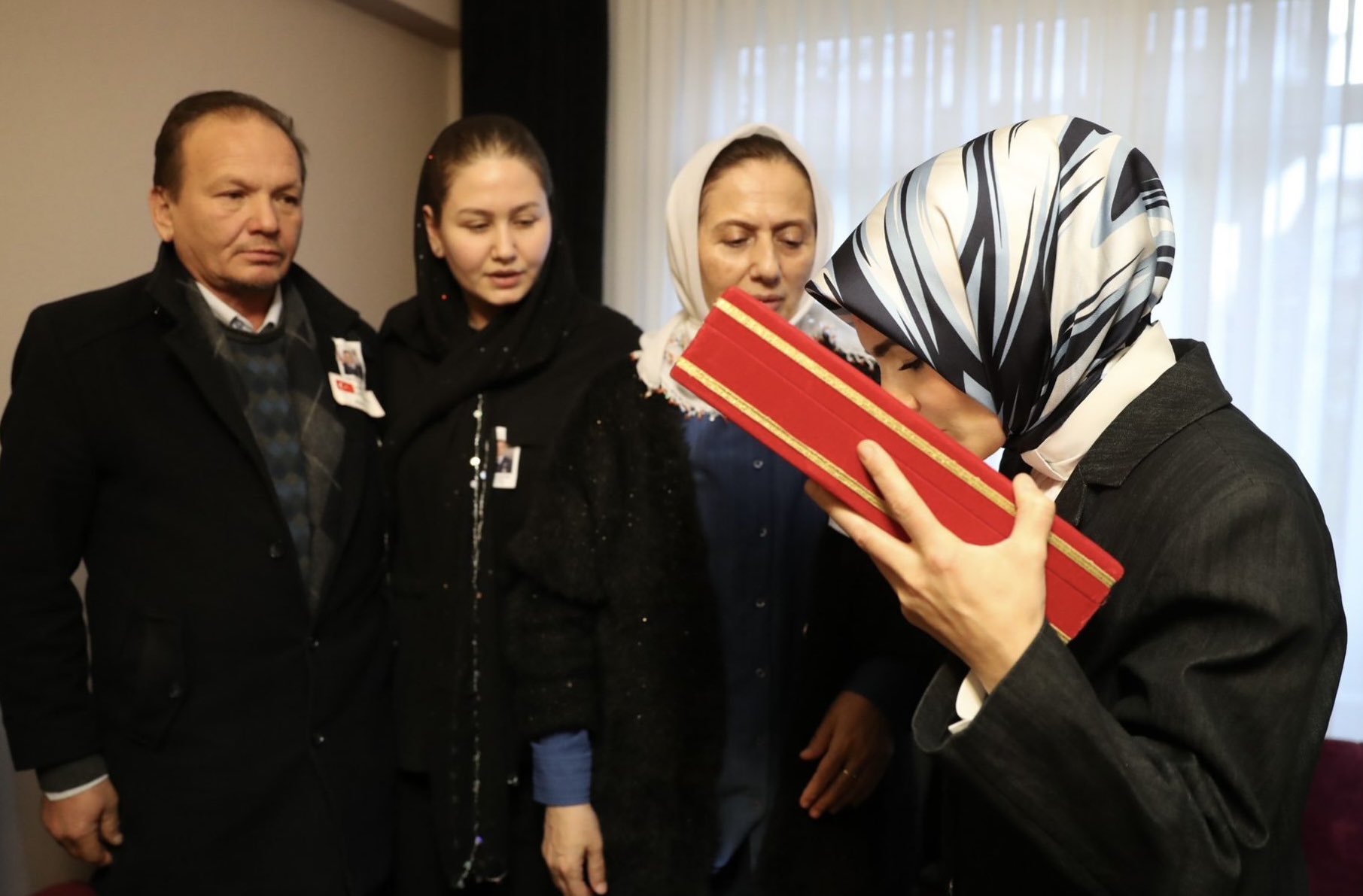 Bakanımız Sayın Mahinur Özdemir Göktaş Aziz Şehidimizin Kıymetli Ailesini  Ziyareti Etti