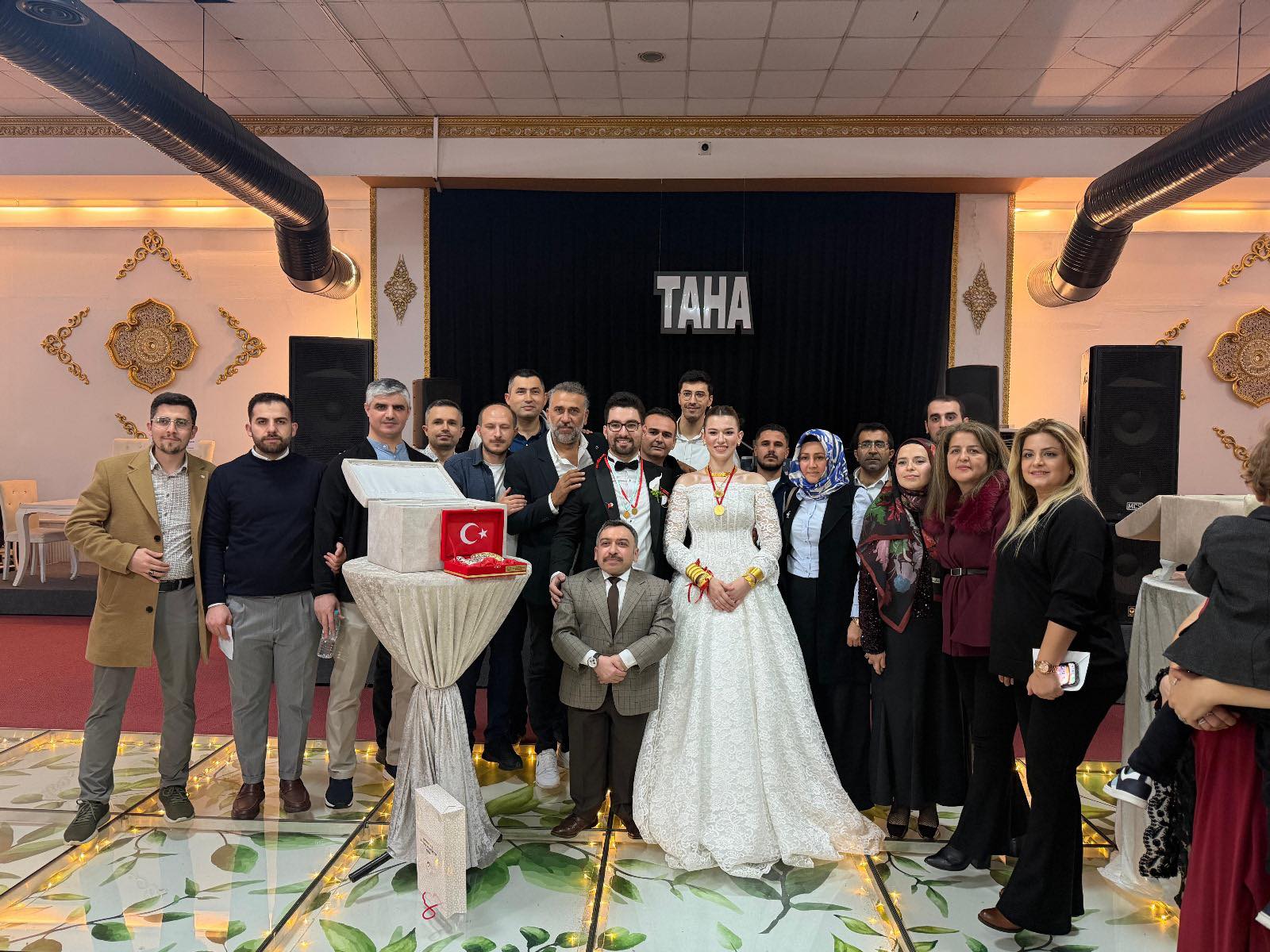 Mesai Arkadaşımızın Mutlu Gününde Yanındaydık