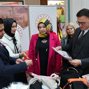 “25 Kadın 25 Hikâye” Resim Sergisi ve Tanıtım Etkinlikleri - fotoğraf 8