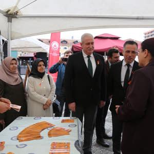 Samsun’da Kadına Yönelik Şiddete Karşı Farkındalık Etkinliği Düzenlendi - fotoğraf 15