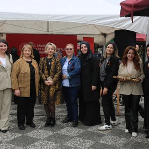 Samsun’da Kadına Yönelik Şiddete Karşı Farkındalık Etkinliği Düzenlendi - fotoğraf 55