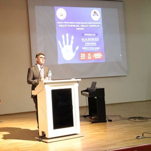 'Güçlü Kadınlar, Güçlü Yarınlar' Konferansı - fotoğraf 4
