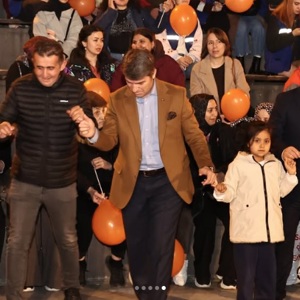 25 Kasım Kadına Yönelik Şiddetle Uluslararası Mücadele Günü kapsamında, “Turuncu Gece Farkındalık Yürüyüşü” gerçekleştirildi. - fotoğraf 4