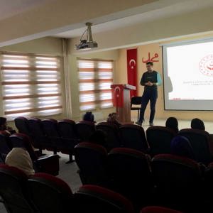 Şemdinli’de ‘Kadına Yönelik Şiddetle Mücadele’ Eğitimi - fotoğraf 1