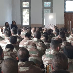 Kadına Yönelik Şiddet ile Mücadele Kapsamında Eğitimler Devam Ediyor - fotoğraf 2