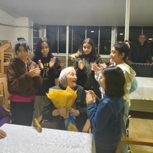 Çocuk Evlerimizdeki yavrularımızla huzurevimizin değerli sakinlerini buluşturduk. - fotoğraf 2