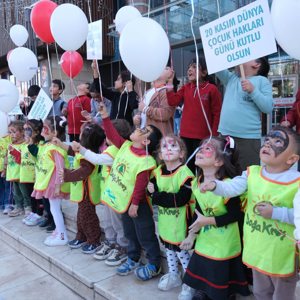 20 Kasım Dünya Çocuk Hakları Günü İlimizde Çeşitli Etkinliklerle Kutlandı - fotoğraf 8