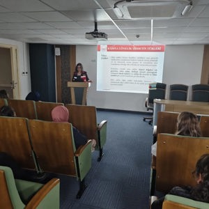 Gençlik ve Spor İl Müdürlüğü Personeline Kadına Yönelik Şiddetle Mücadele Semineri Düzenlendi - fotoğraf 2