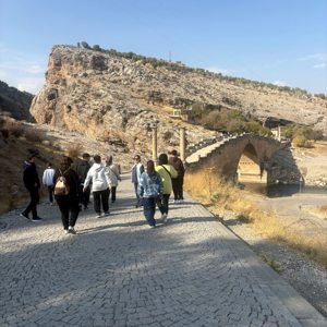 Çocuk Evleri Sitemizde Kalan Çocuklarımızla Adıyaman Kültürel Gezisi Gerçekleştirildi - fotoğraf 2