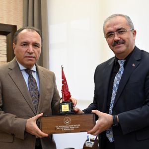 Kalpten Ritim, Gönülden Dans Projesi  İçin AKÜ'ye Ziyaret - fotoğraf 3