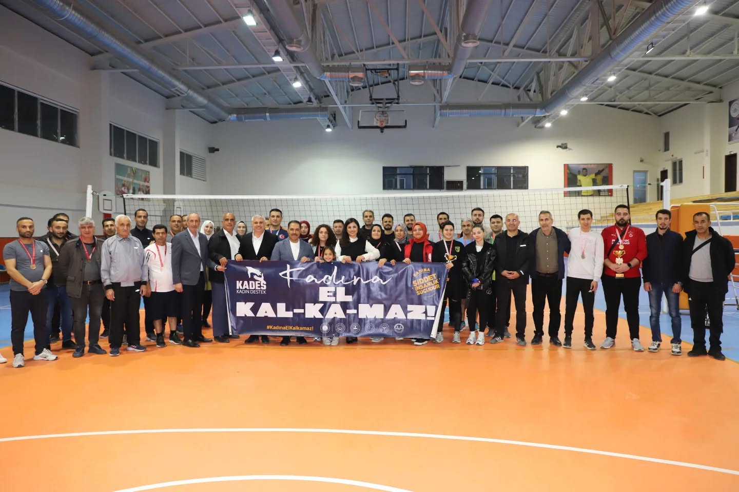 25 Kasım’da Düzenlediğimiz Voleybol Turnuvasının Finalini Coşkuyla Gerçekleştirdik