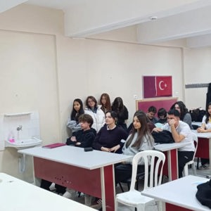 Sinop Anadolu Lisesi’nde ŞÖNİM’den Farkındalık Semineri - fotoğraf 2