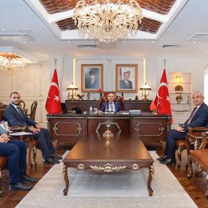 BAĞIMSIZ AİLE FESTİVALİ ÖNCESİ VALİMİZ SAYIN YAVUZ SELİM KÖŞGER’E ZİYARET - fotoğraf 1