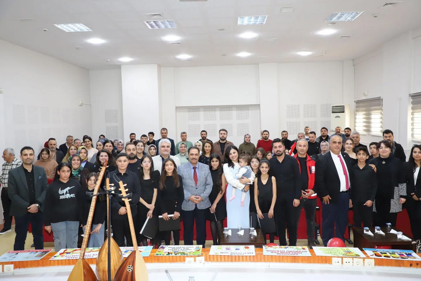 20 Kasım Dünya Çocuk Hakları Günü’nde Çocuklarımızın Konser Programını Gerçekleştirdik - fotoğraf 1