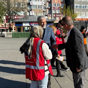 İlimiz Genelinde Sahaya Çıkan Ekiplerimiz Mobil Sosyal Hizmet Noktalarında Farkındalık Oluşturmuş Bilgilendirme ve Broşür Dağıtımı Gerçekleştirilmiştir - fotoğraf 2