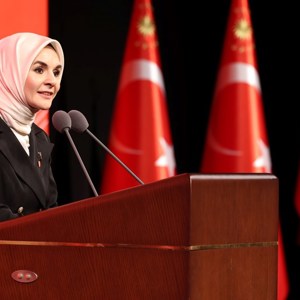 Cumhurbaşkanı Erdoğan ve Bakanımız Göktaş, "Kadına Yönelik Şiddete Karşı Uluslararası Mücadele Günü" programına katıldı - fotoğraf 8