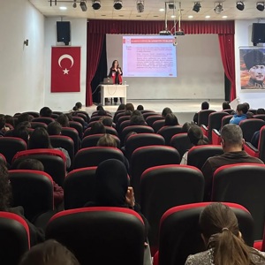Kadına Yönelik Şiddetle Mücadele Kapsamında Öğrencilere Farkındalık Semineri - fotoğraf 1