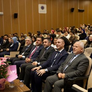İl Müdürümüz Sn. Ömer TURAN, 'Aile ve Eğitim' Konulu Panele Katılım Sağladı - fotoğraf 1