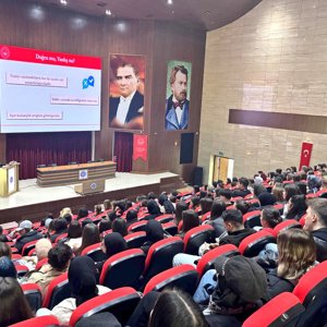 Namık Kemal Üniversitesi Öğrencilerine Kadına Yönelik Şiddetle Mücadele Kapsamında Farkındalık Eğitimi ve Stand Çalışması Gerçekleştirildi - fotoğraf 6