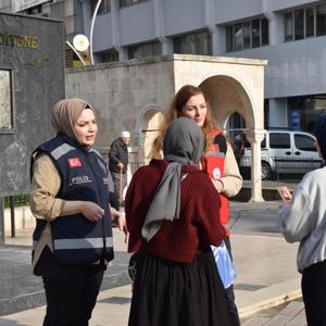 25 Kasım Kadına Yönelik Şiddete Karşı Uluslararası Mücadele Günü Kapsamında Samsun’da İl Genelinde Farkındalık Etkinlikleri Düzenlendi - fotoğraf 29
