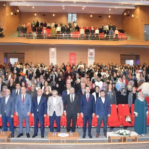 Konuşmacı Yazar Sıtkı Aslanhan' ın Katılımlarıyla 25 Kasım Kadına Yönelik Şiddetle Mücadele Günü Söyleşi Programı - fotoğraf 3
