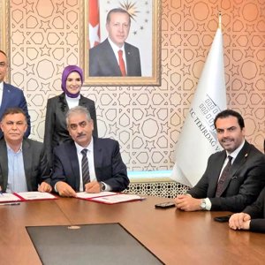 Sayın Bakanımız Mahinur Özdemir Göktaş Himayelerinde, Çocuk Evlerimizde Kalan Evlatlarımız İçin İnşa Edilecek 4 adet Villa Proje Protokolü İmzalandı - fotoğraf 1