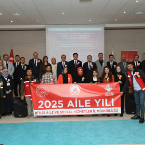 Bitlis’te Kadına Yönelik Şiddetle Mücadele Programı Düzenlendi - fotoğraf 5