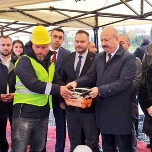 İl Müdürlüğü Binası, Sosyal Hizmet Merkezi ve Engelsiz Yaşam Merkezi Temel Atma Törenimizi Bugün Gerçekleştirdik - fotoğraf 8