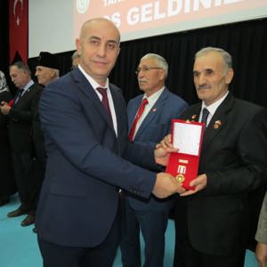 Milli Mücadele Madalyası Takdim Töreni (Gönen) - fotoğraf 11
