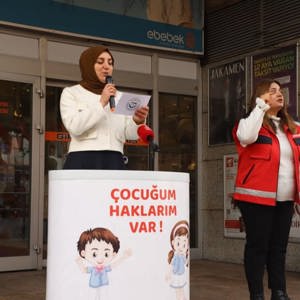 20 Kasım Dünya Çocuk Hakları Gününe Özel Gerçekleştirilen Etkinliklerle Şehir Merkezinde Güçlü Bir Farkındalık Oluşturdu. - fotoğraf 4
