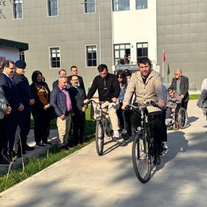 Salihli’de 3 Aralık Dünya Engelliler Günü Kapsamında “Eş Pedal Etkinliği” Düzenlendi - fotoğraf 4