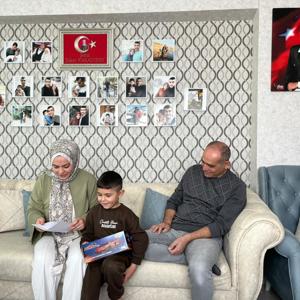 Şehidimiz Şükrü Karadirek’in evladı İbrahim Aras'a Doğum Günü Ziyareti - fotoğraf 1