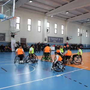 3 Aralık Dünya Engelliler Günü Kapsamında Anlamlı Bir Basketbol Karşılaşması Düzenlendi - fotoğraf 7