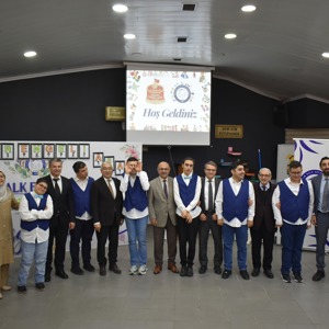 3 Aralık Dünya Engelliler Günü’nde İşaret Dili Kursu Sertifika Töreni Düzenlendi - fotoğraf 15