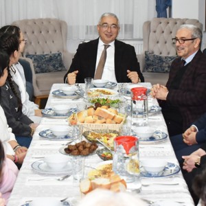 İl Müdürümüz Faruk Uysal’dan Sırameşeler Çocuk Evleri Sitesi Menekşe Evi Ziyareti - fotoğraf 1