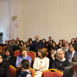 "Kadın Girişim Kooperatiflerinin Sürdürülebilirliği ve Yerel Kalkınmadaki Rolü" Çalıştayı Gerçekleştirilmiştir. - fotoğraf 10
