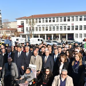 3 Aralık’ta Çelenkler, Birlik Mesajıyla Sunuldu - fotoğraf 6