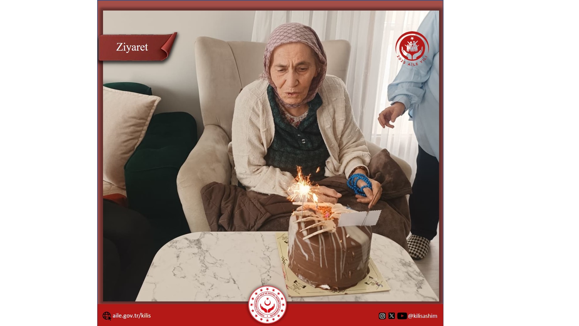 3 Aralık Dünya Engelliler Günü münasebetiyle Asiye Teyzemizin doğum gününü kutladık.