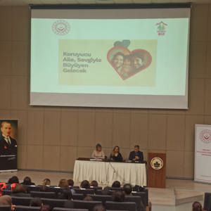 Kırklareli Üniversitesi’nde “2025 Aile Yılı” Kapsamında Koruyucu Aile Hizmetleri Paneli Düzenlendi - fotoğraf 6