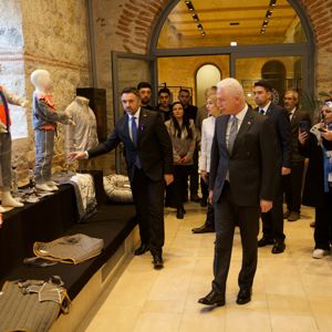 İstanbul Valimiz Sn. Davut GÜL, Vali Yardımcımız Sn. Dr. Serap ÖZMEN ÇETİN ve İl Müdürümüz Sn. Ömer TURAN’ın Katılımlarıyla 3 Aralık Dünya Engelliler Günü Programı Gerçekleştirilmiştir - fotoğraf 7