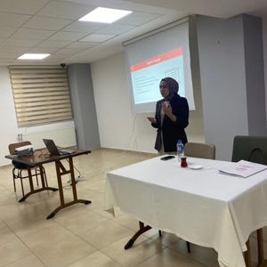 Şiddet Önleme ve İzleme Merkezimiz tarafından Nevşehir Kız Yurdundaki Kız Öğrencilere Yönelik Eğitim Gerçekleştirildi - fotoğraf 1