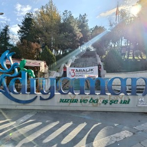Adıyaman Sosyal Hizmet Merkezi, 3 Aralık Dünya Engelliler Günü’nde Farkındalık Etkinliği Düzenledi - fotoğraf 1