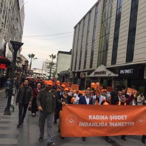  ’Kadina Yonelik Siddete Karsi Uluslararasi Mucadele Gunu’ kapsaminda yuruyusumuzu duzenledik - fotoğraf 13